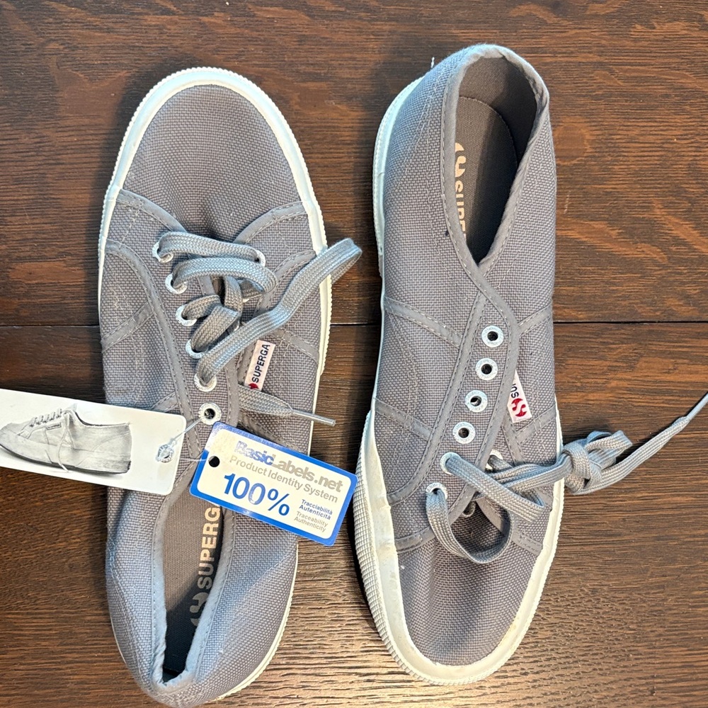 Superga Womens Charcoal Canvas Sneakers NEW women's 11 or 421/2 or could be mens